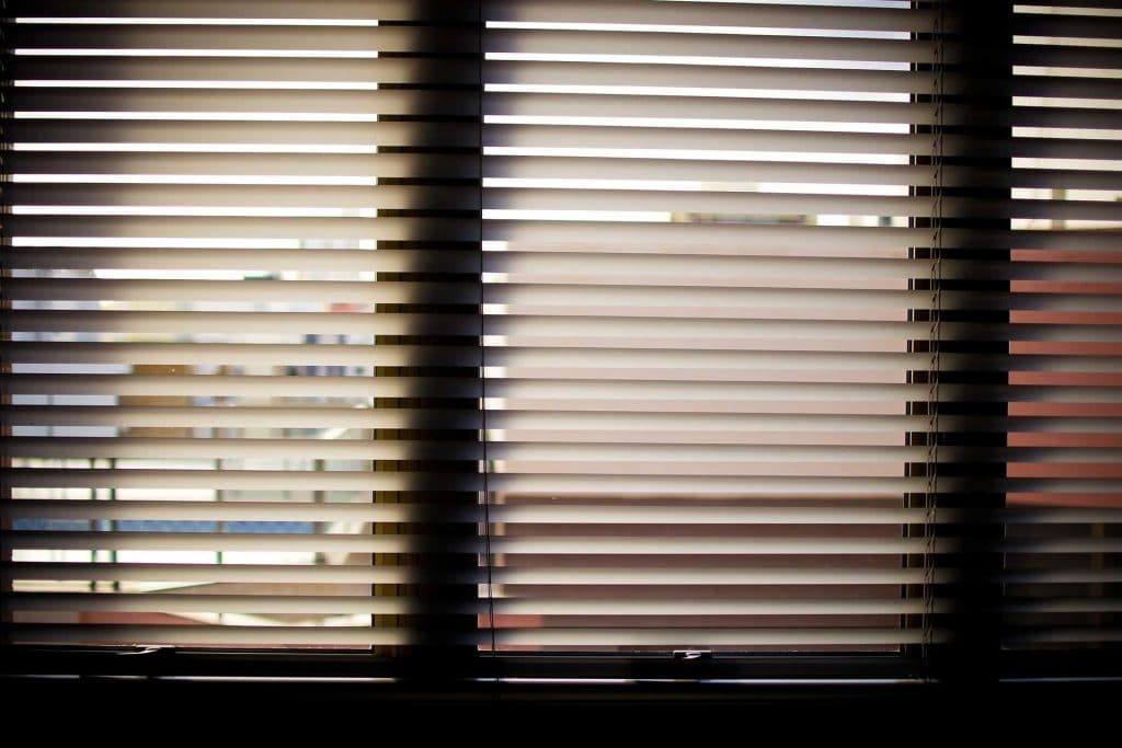 Tips for steam cleaning blinds 