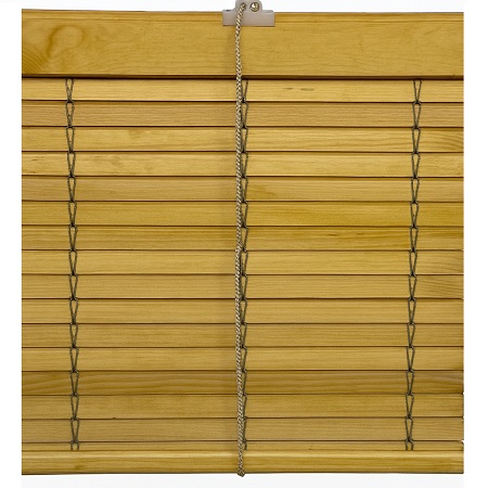 persiana alicantina de madera barniz